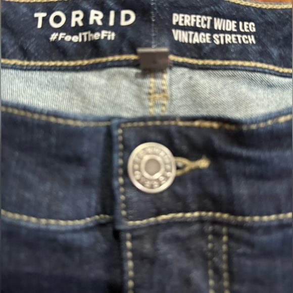 NWOT Torrid perfect wide legs vintage stretch jeans size 16T - Picture 6 of 10
